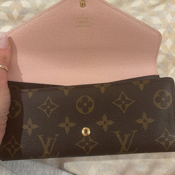 Louis Vuitton Josephine Wallet with Rose Ballerine - Picture 5 of 9